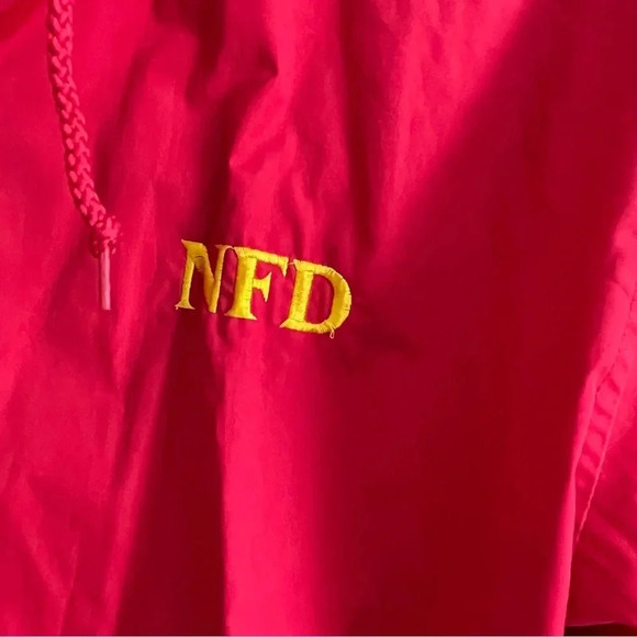 Vintage: Nashville fire department windbreaker, embroidered “W Jackson”- Size XL - Picture 6 of 14